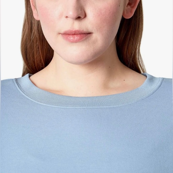 Mondetta Ladies' Lightweight Crewneck soft blue - Picture 2 of 11